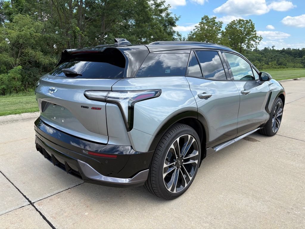 Used 2025 Chevrolet Blazer EV SS AWD/4WD image 6