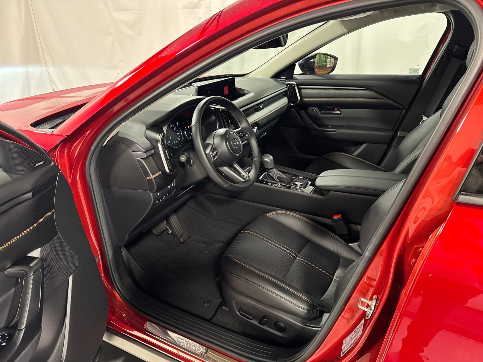 Used 2025 MAZDA CX-50 2.5 Hybrid w/ Cargo Package AWD/4WD image 4