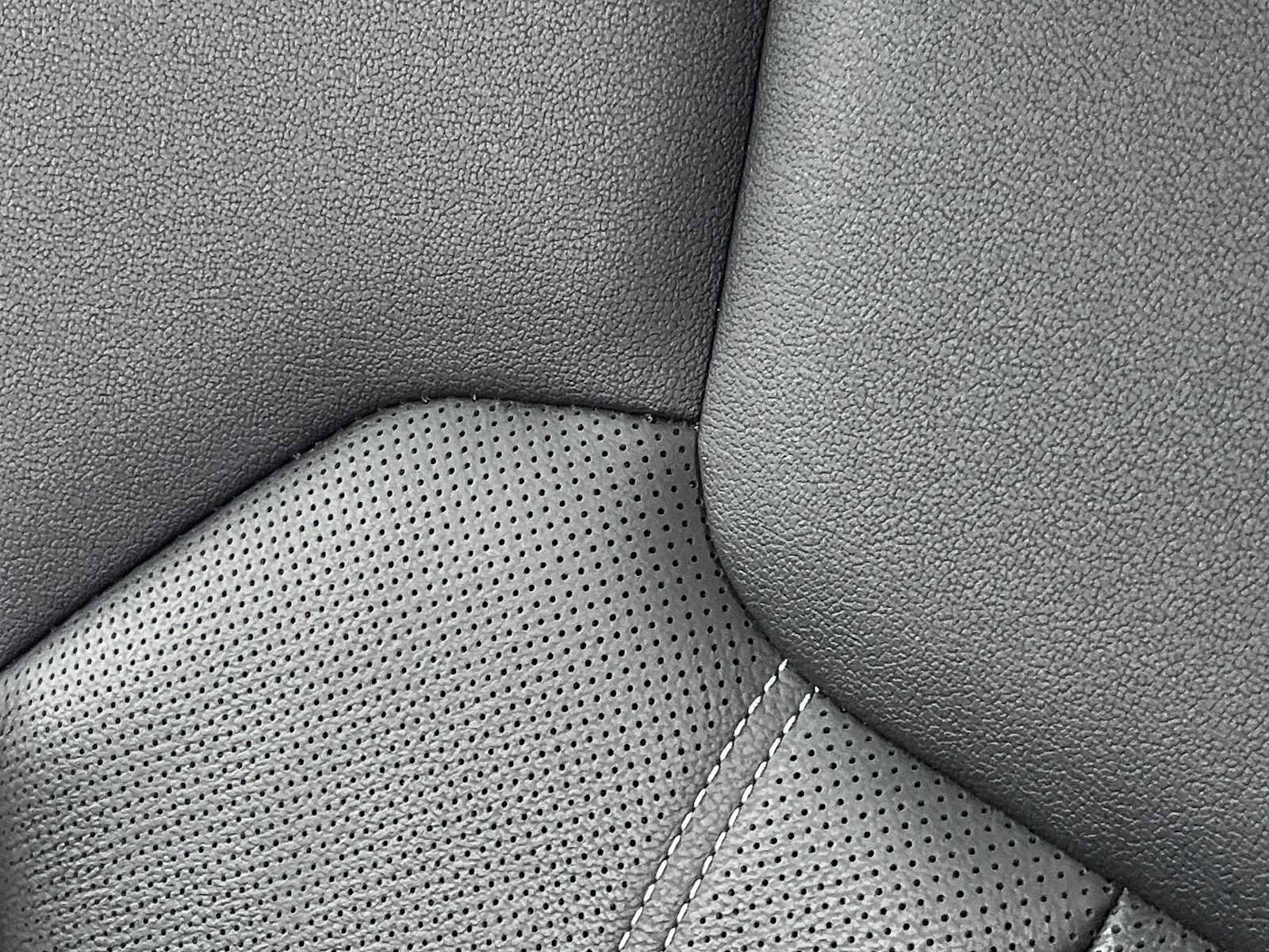 Used 2023 Audi Q5 2.0T Prestige image 24