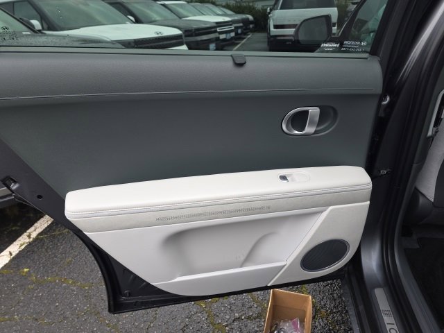 Certified 2023 Hyundai Ioniq 5 Limited w/ Cargo Package image 27