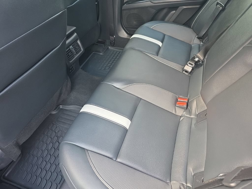 Certified 2025 Toyota Camry SE FWD image 11