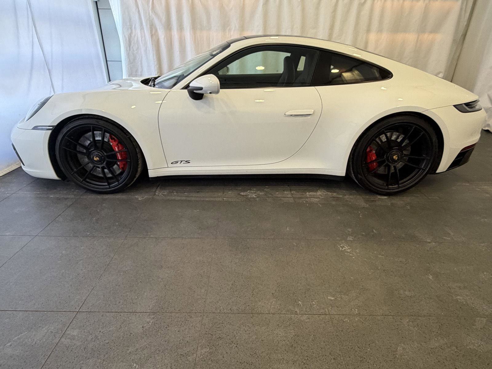 Used 2024 Porsche 911 Carrera 4 GTS image 2