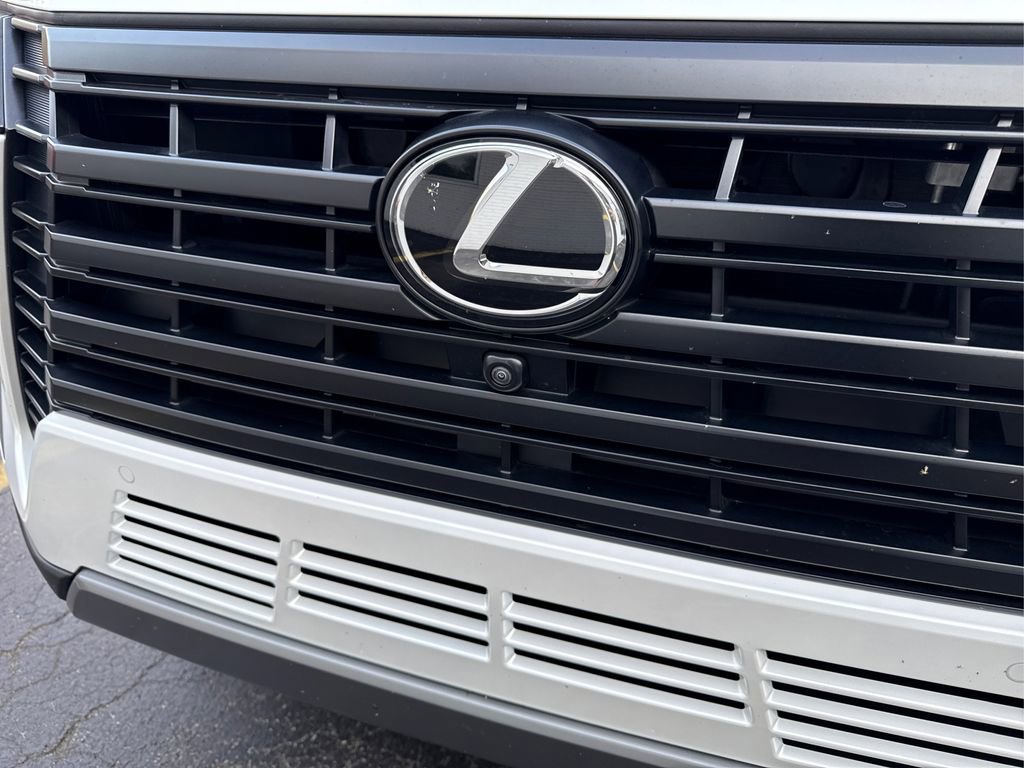 Used 2024 Lexus GX 550 550 Overtrail image 17