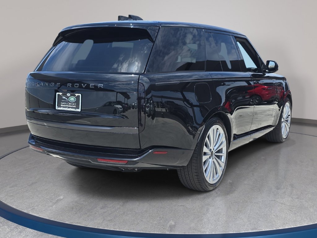New 2026 Land Rover Range Rover SE AWD/4WD image 5