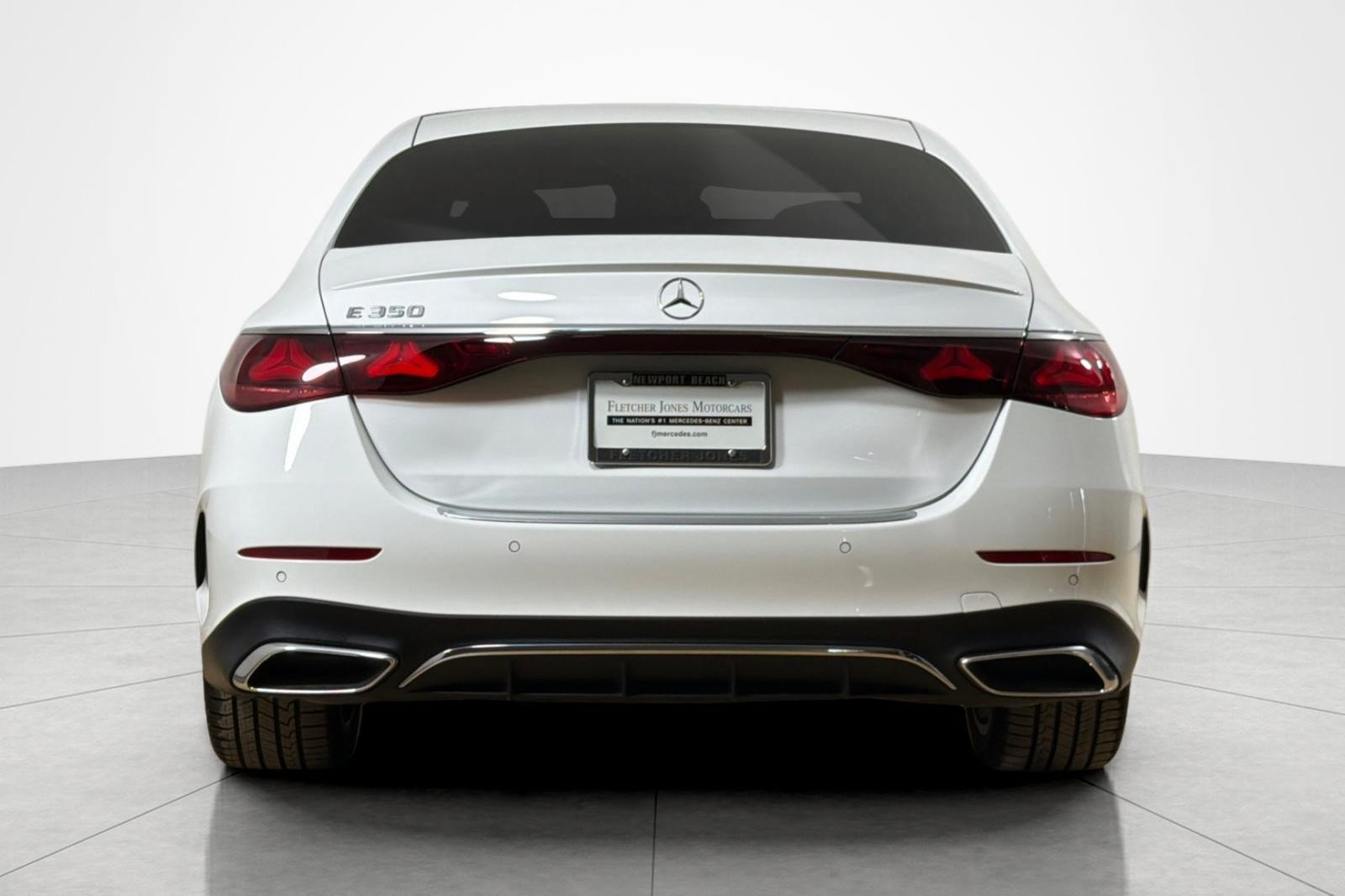 Used 2025 Mercedes-Benz E 350 Sedan w/ Winter Package image 4
