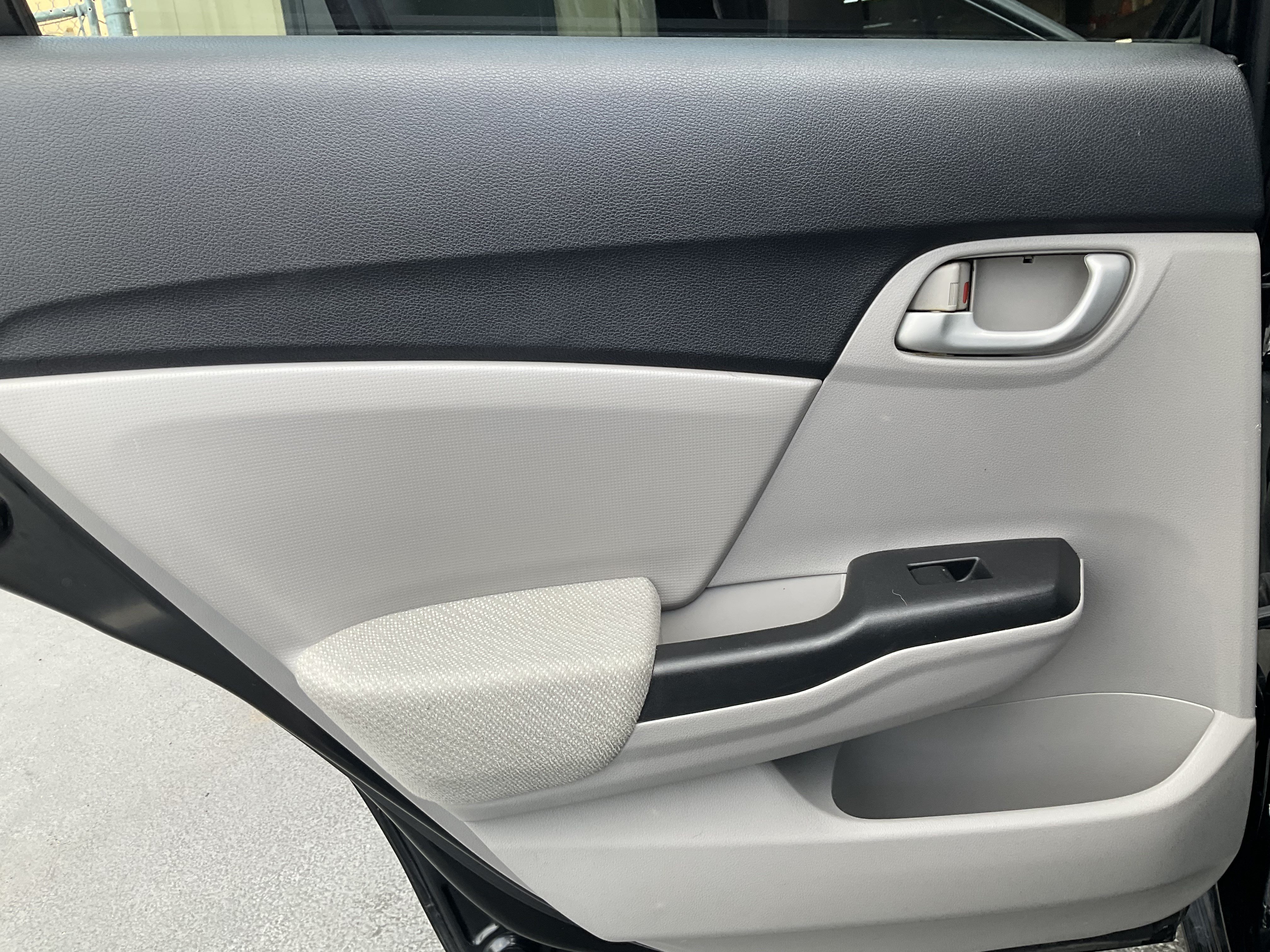 Used 2013 Honda Civic LX image 32