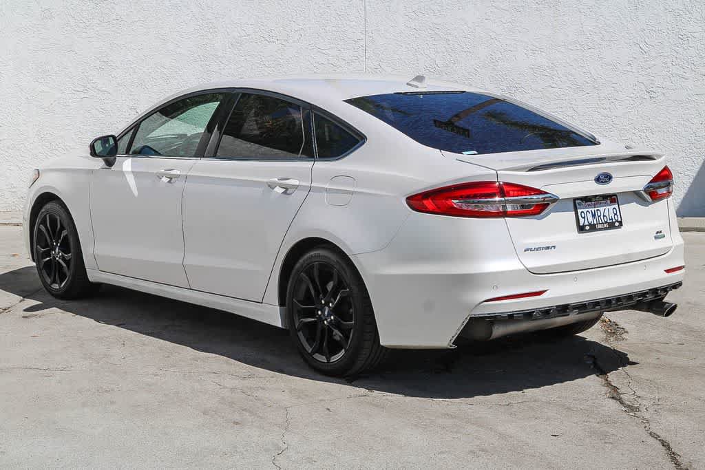 Used 2020 Ford Fusion SE w/ Equipment Group 151A FWD image 4