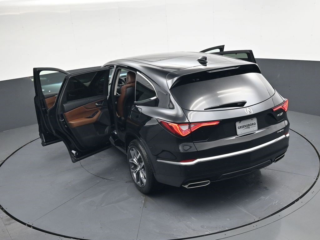 Used 2023 Acura MDX SH-AWD w/ Technology Package image 37
