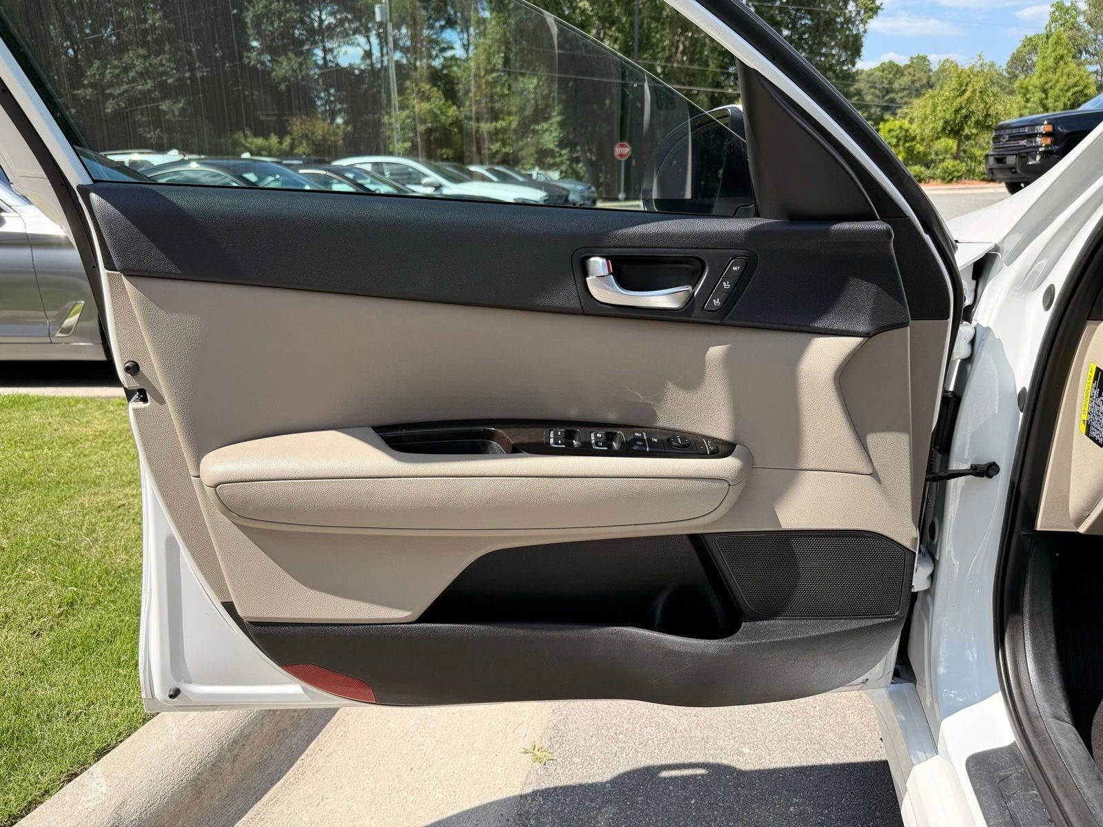 Used 2016 Kia Optima EX FWD image 18