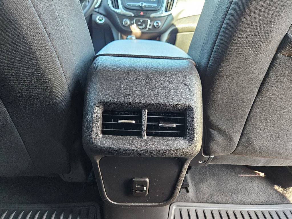 Used 2019 Chevrolet Equinox LT FWD image 31