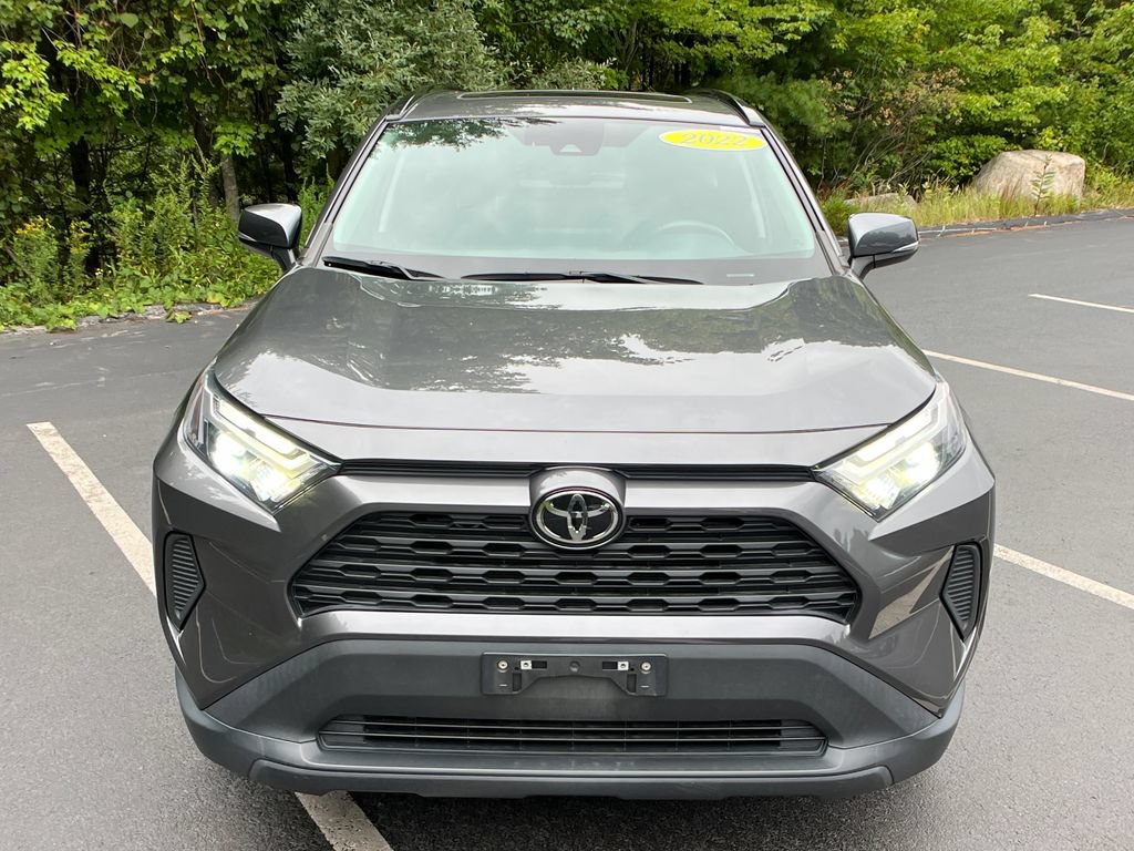 Used 2022 Toyota RAV4 XLE w/ Convenience Package AWD/4WD image 8