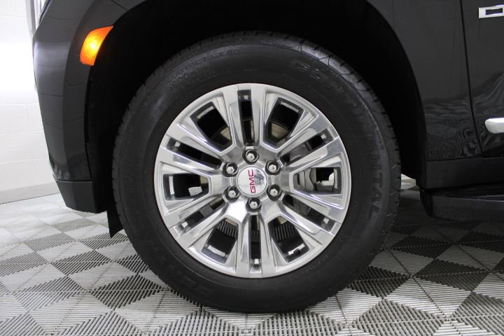 Used 2024 GMC Yukon XL Denali image 46