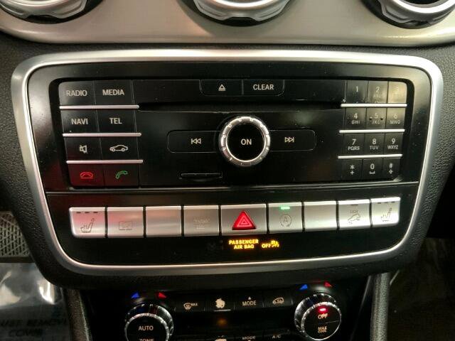 Used 2018 Mercedes-Benz GLA 250 4MATIC image 18