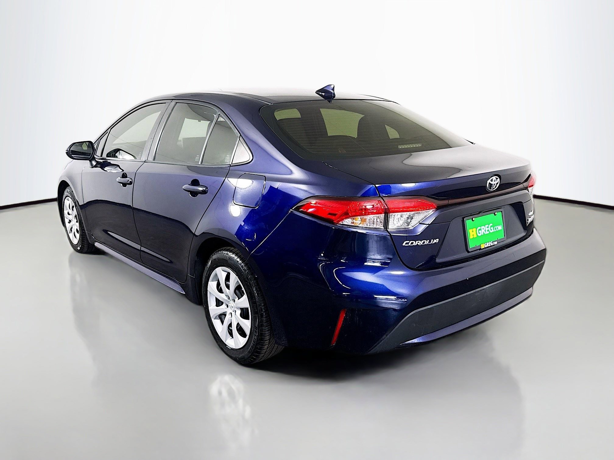 Used 2021 Toyota Corolla LE image 7
