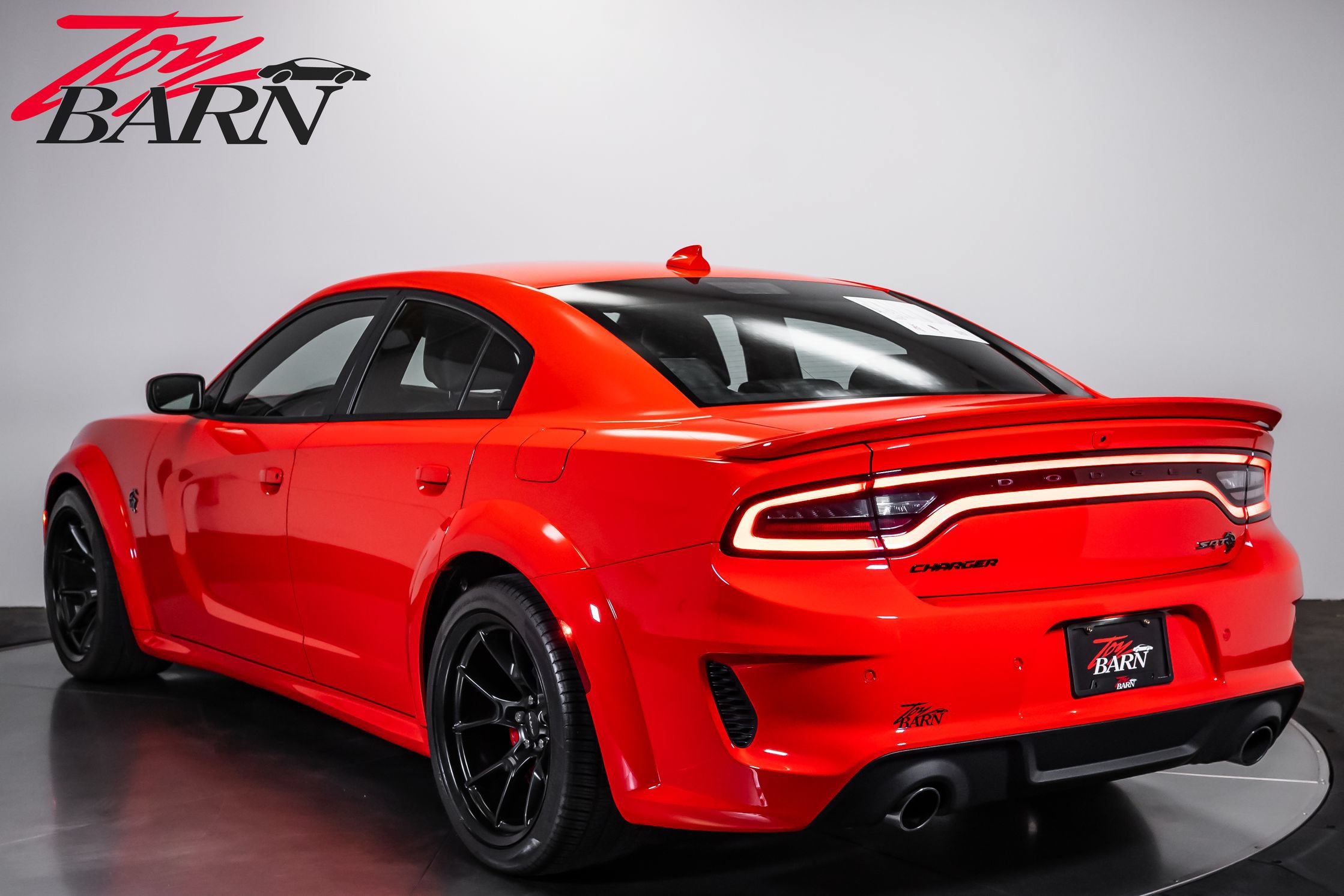 Used 2022 Dodge Charger SRT Hellcat RWD image 3
