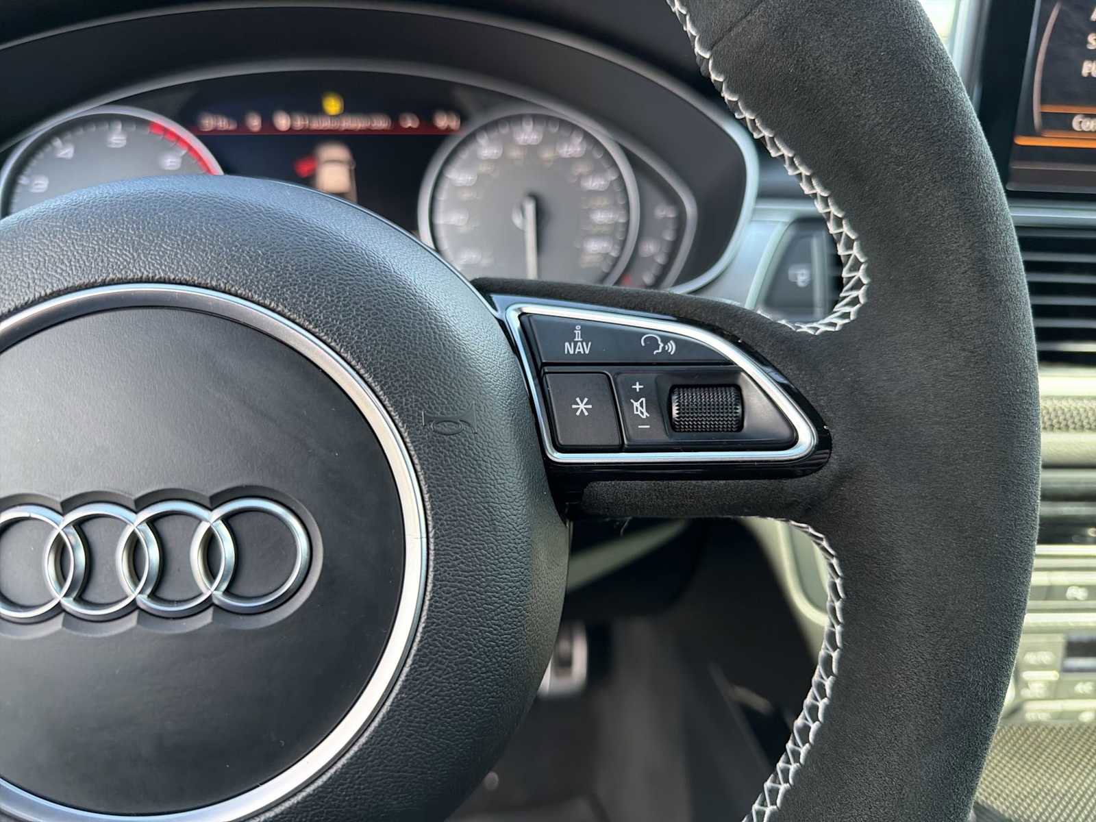 Used 2016 Audi S6 Prestige w/ Prestige Package image 26