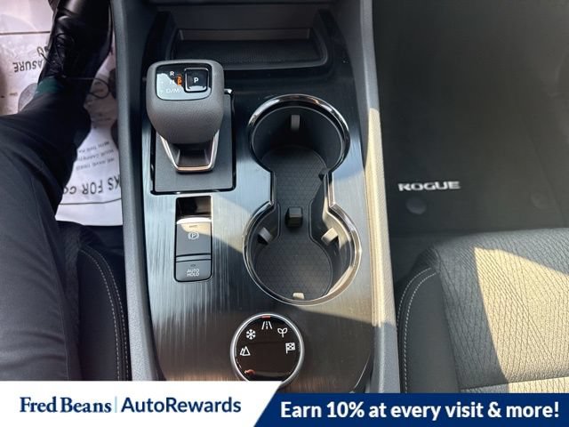 New 2026 Nissan Rogue SV w/ Cold Weather Package AWD/4WD image 20