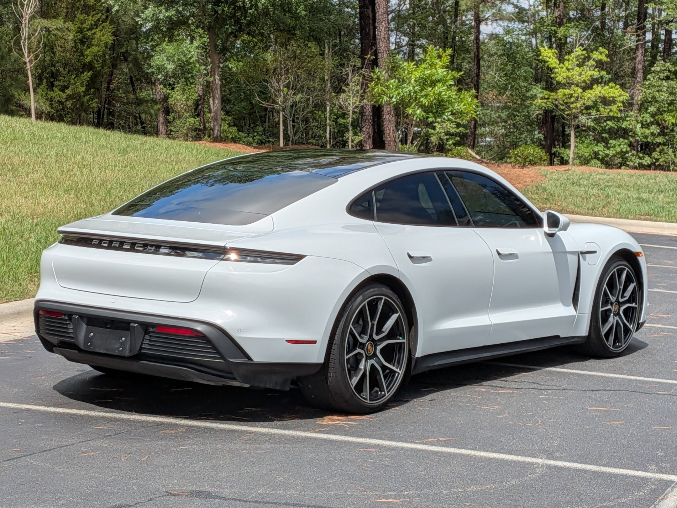 Certified 2023 Porsche Taycan RWD image 31