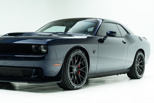 Used 2015 Dodge Challenger SRT Hellcat image 9