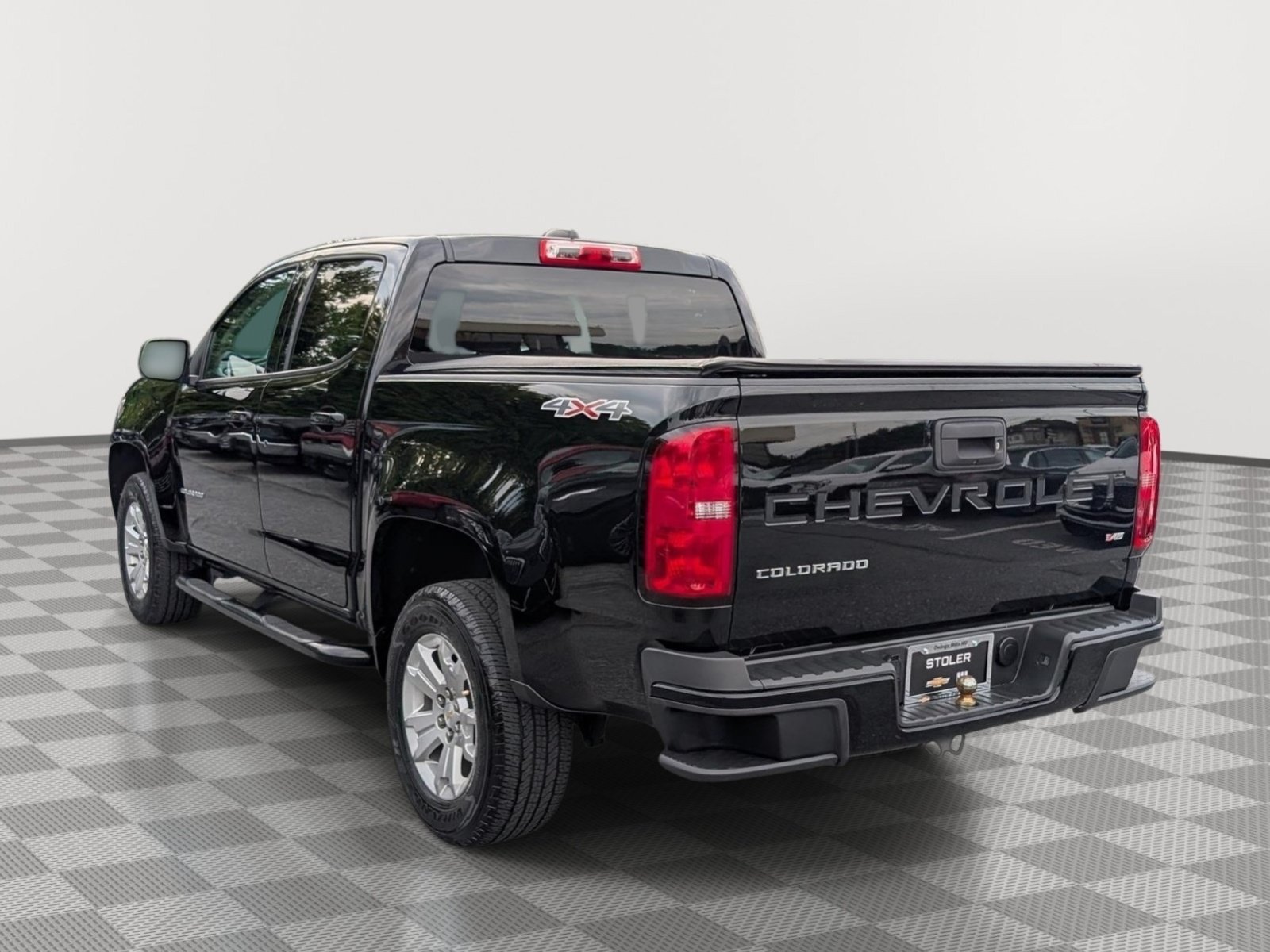 Used 2022 Chevrolet Colorado LT AWD/4WD image 3