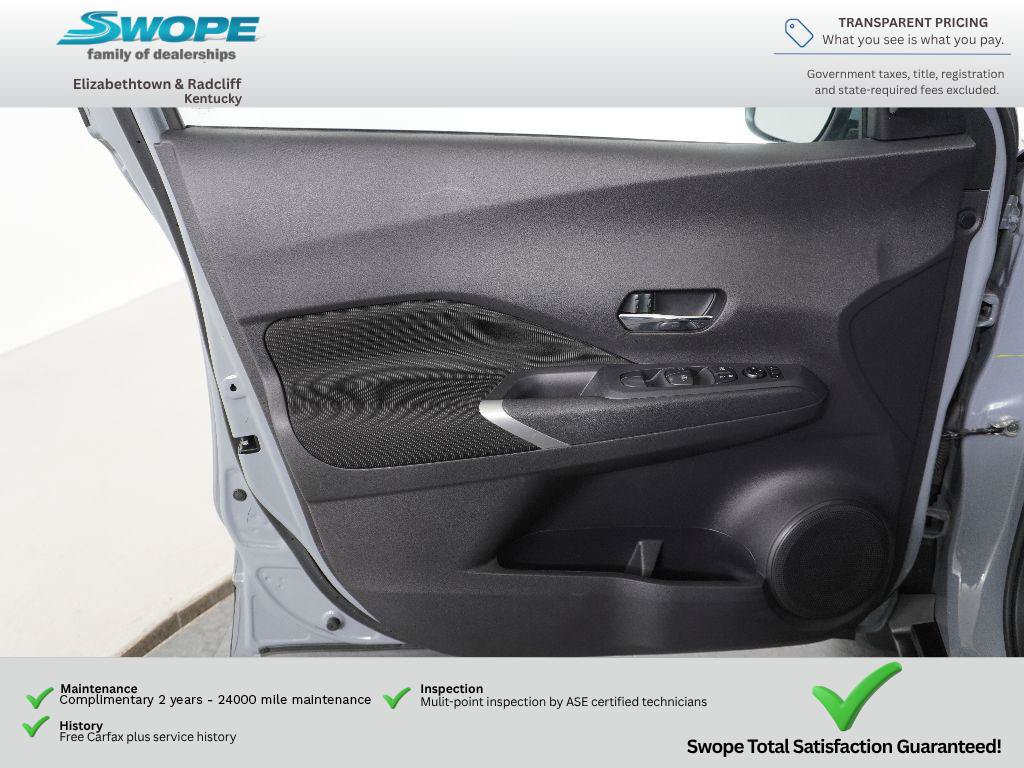 Used 2024 Nissan Kicks SV FWD image 14