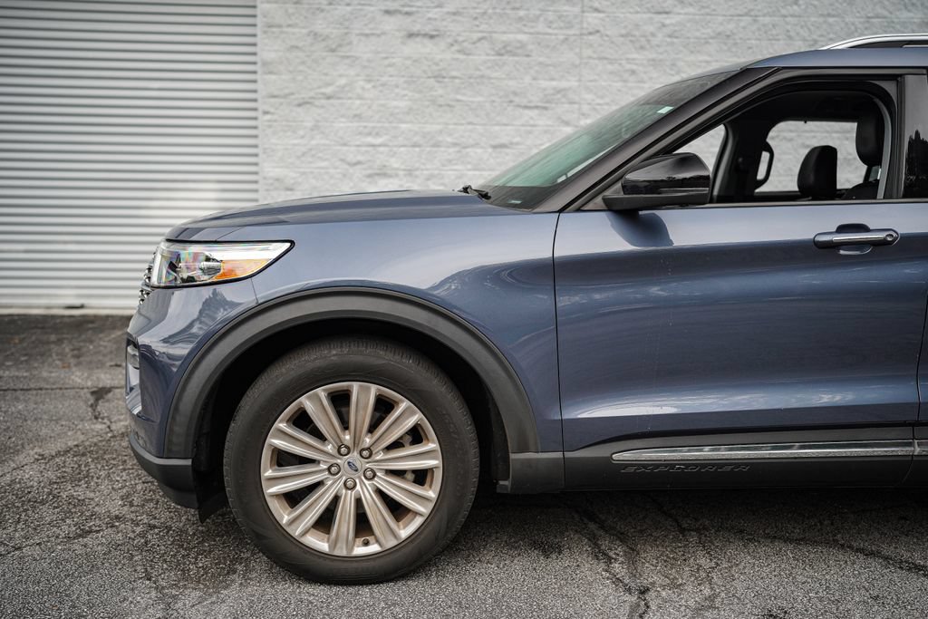 Used 2021 Ford Explorer Limited w/ Equipment Group 301A RWD image 10