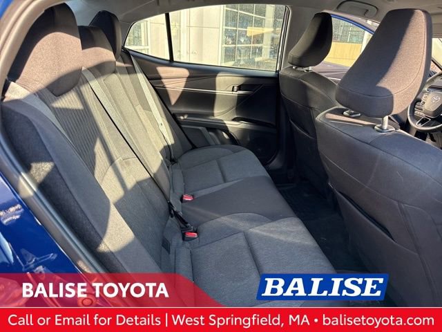 Used 2025 Toyota Camry LE image 31