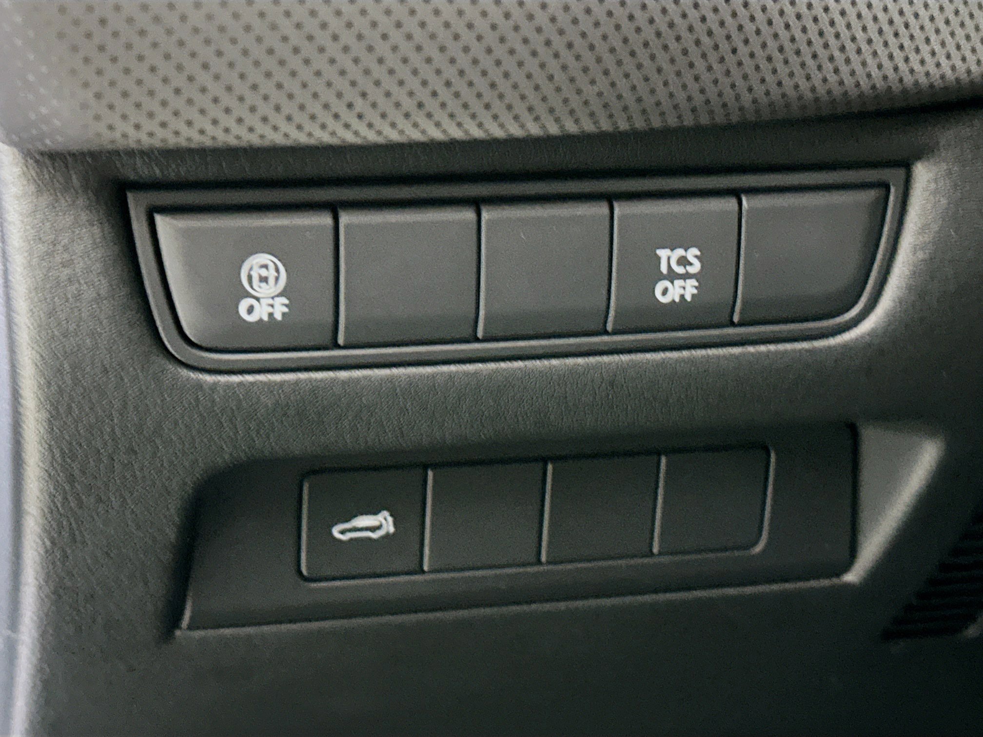 Used 2025 MAZDA CX-50 AWD 2.5 S w/ Premium Package image 16