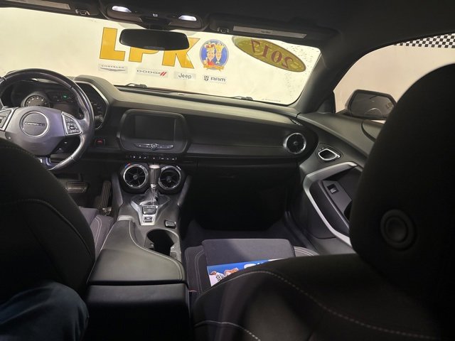 Used 2017 Chevrolet Camaro LT image 32