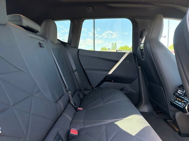 Used 2023 BMW iX xDrive50 w/ Premium Package AWD/4WD image 14