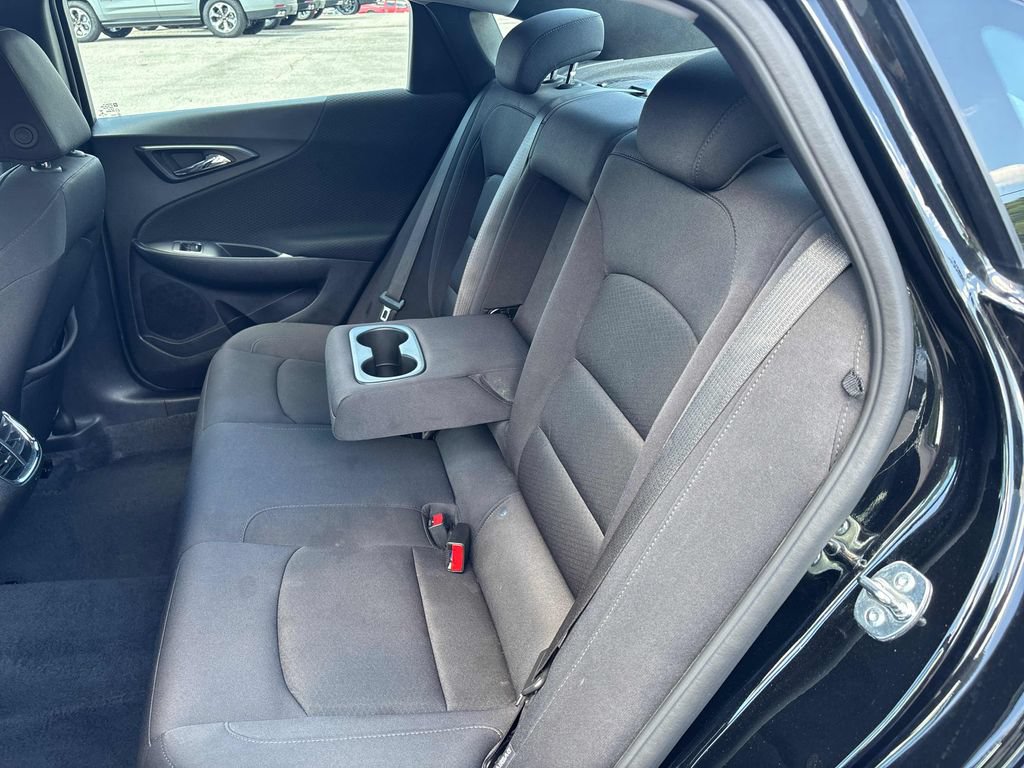 Used 2025 Chevrolet Malibu LT FWD image 21