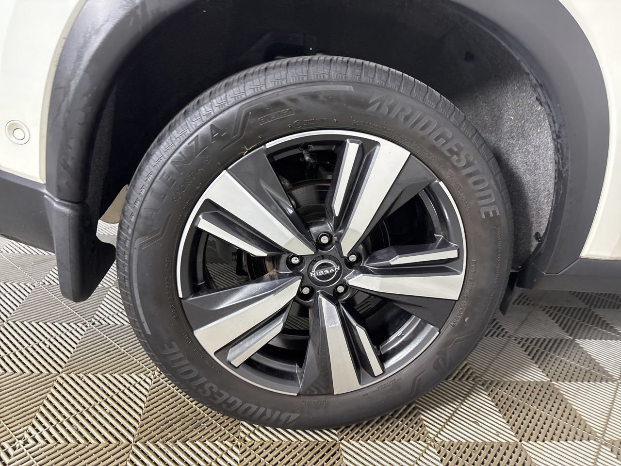 Used 2023 Nissan Rogue SL w/ SL Premium Package AWD/4WD image 29
