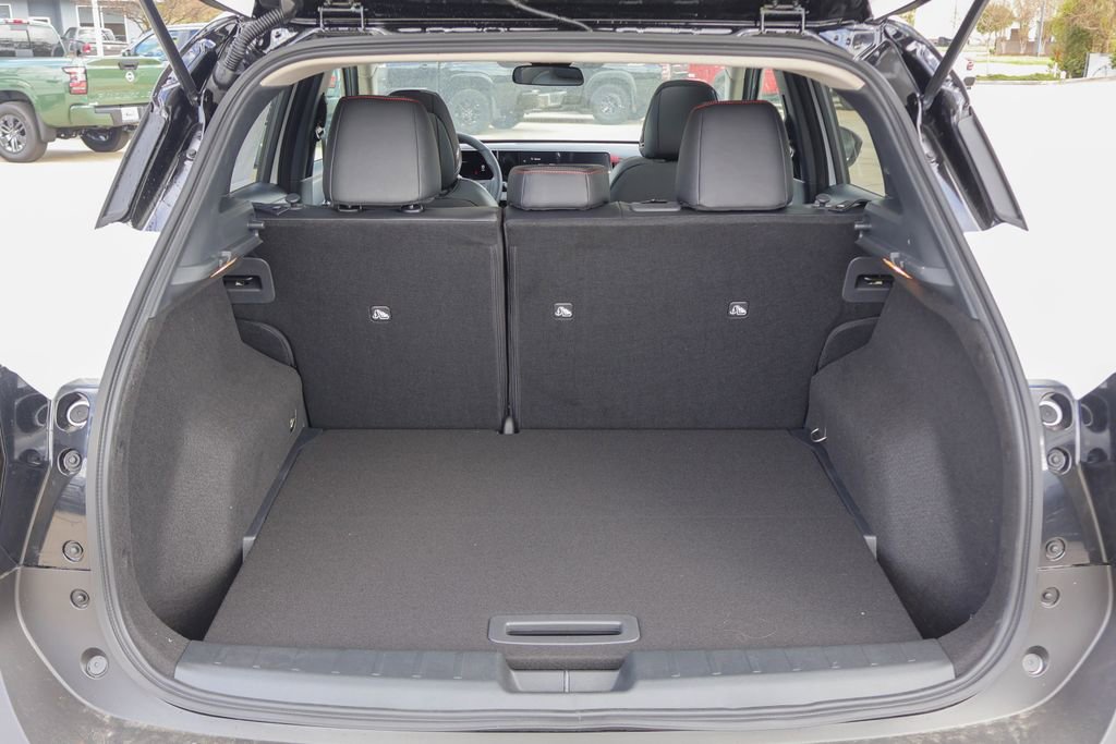New 2026 Nissan Kicks SR image 17