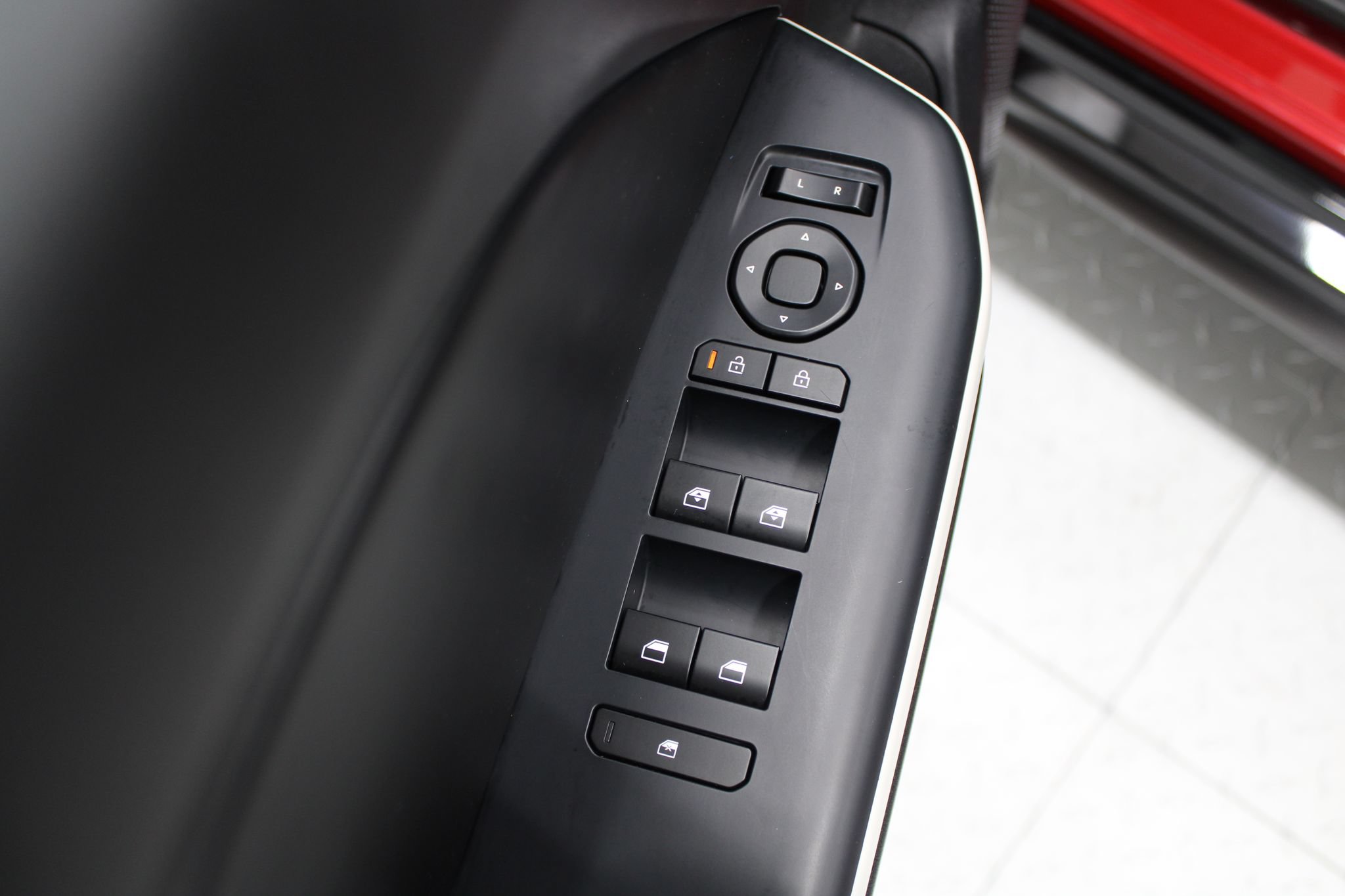 Used 2025 Kia K4 GT-Line FWD image 42