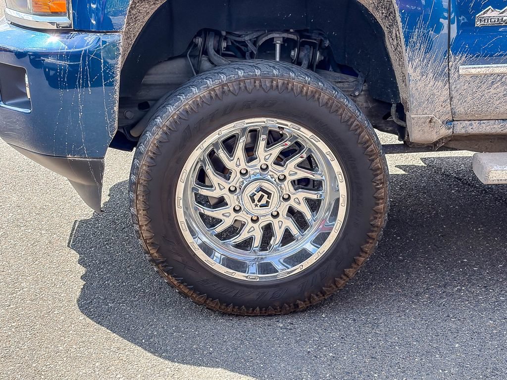 Used 2019 Chevrolet Silverado 2500 High Country w/ Duramax Plus Package AWD/4WD image 7