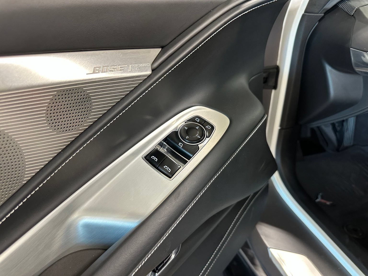 Used 2025 Chevrolet Corvette Z06 RWD image 13