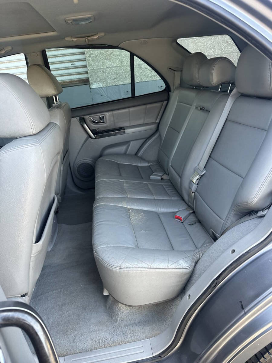 Used 2007 Kia Sorento EX w/ Luxury Pkg RWD image 9