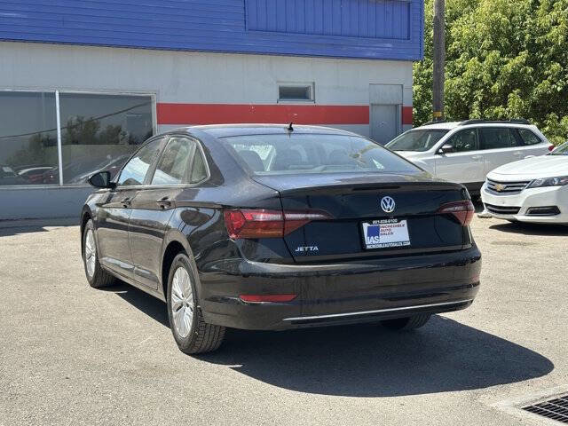 Used 2019 Volkswagen Jetta R-Line image 6