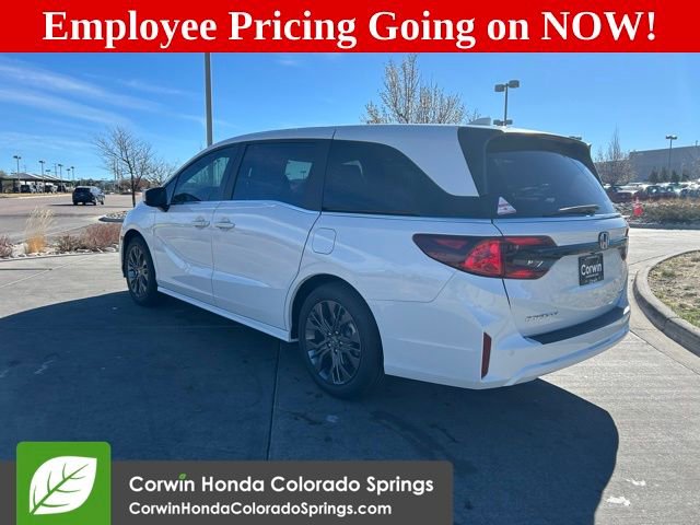 New 2026 Honda Odyssey Touring image 7