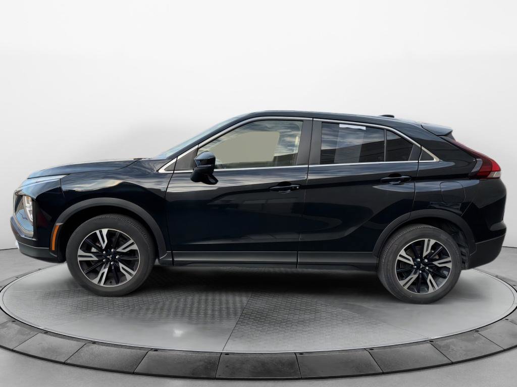 Used 2024 Mitsubishi Eclipse Cross SE image 2