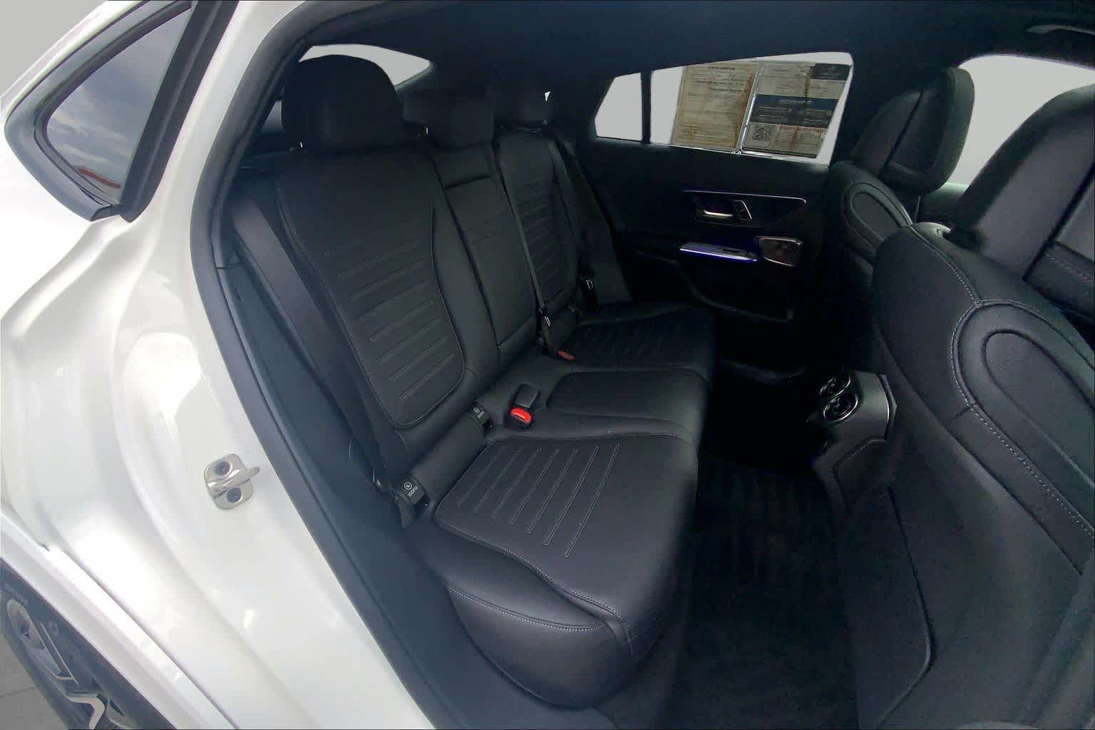 Used 2026 Mercedes-Benz GLC 300 4MATIC image 19