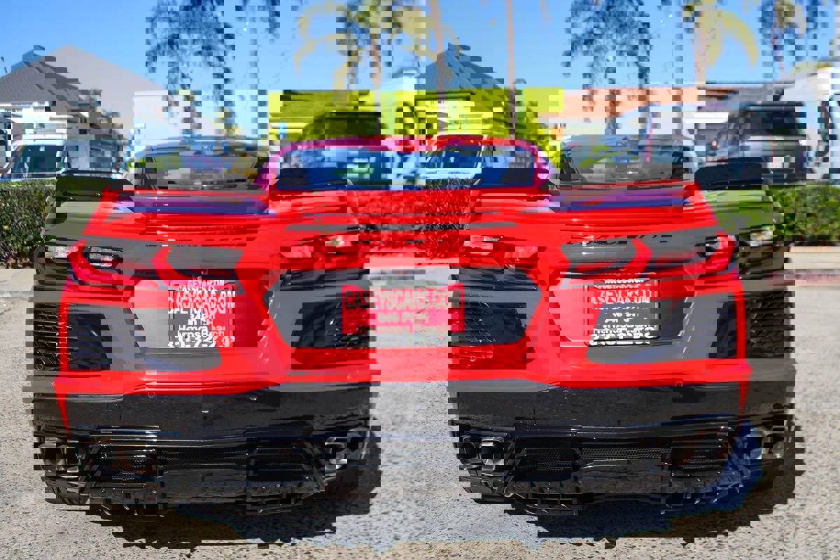 Used 2020 Chevrolet Corvette Stingray Premium Cpe w/ 3LT Preferred Equipment Group image 5