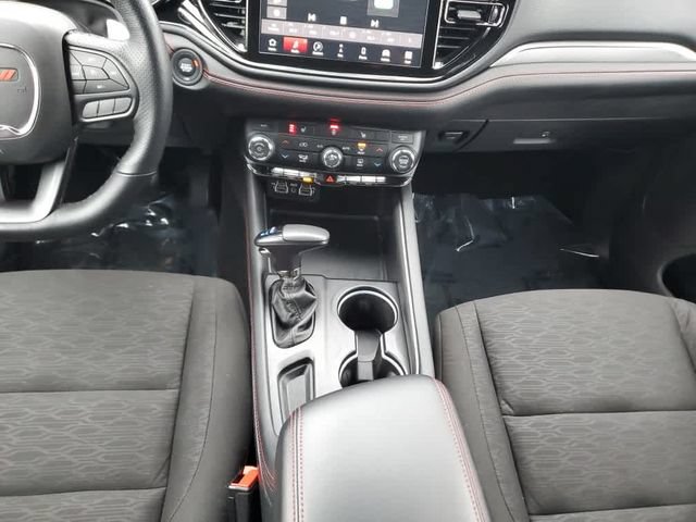 Used 2025 Dodge Durango GT AWD/4WD image 21