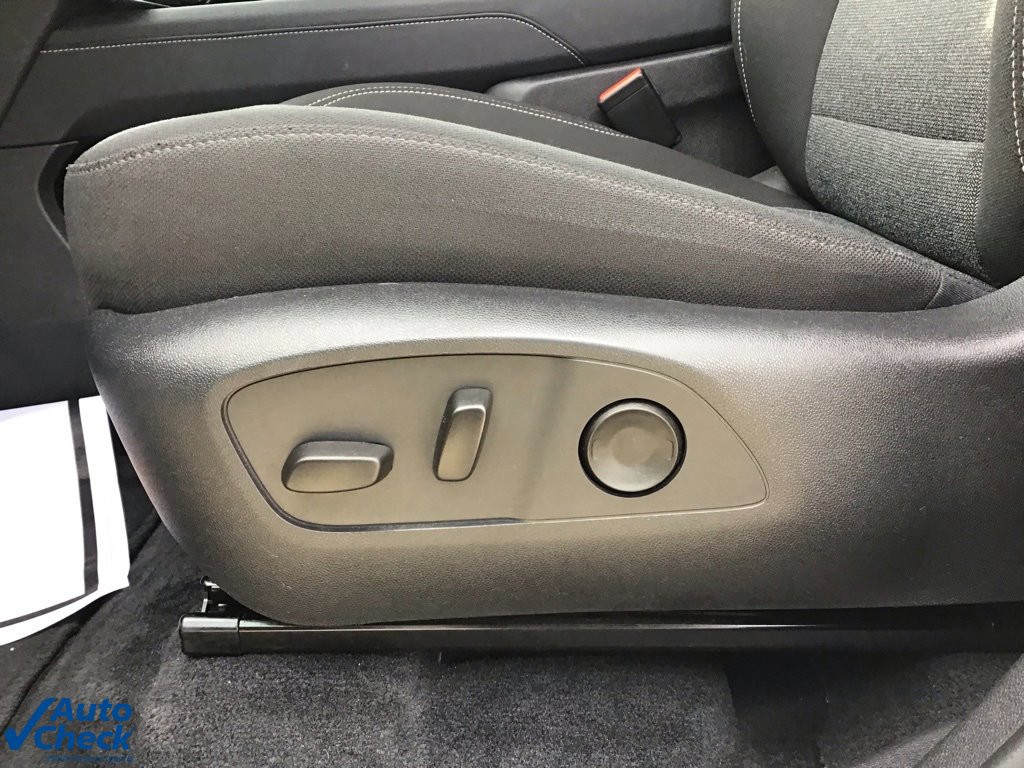 Used 2025 GMC Acadia Elevation image 31