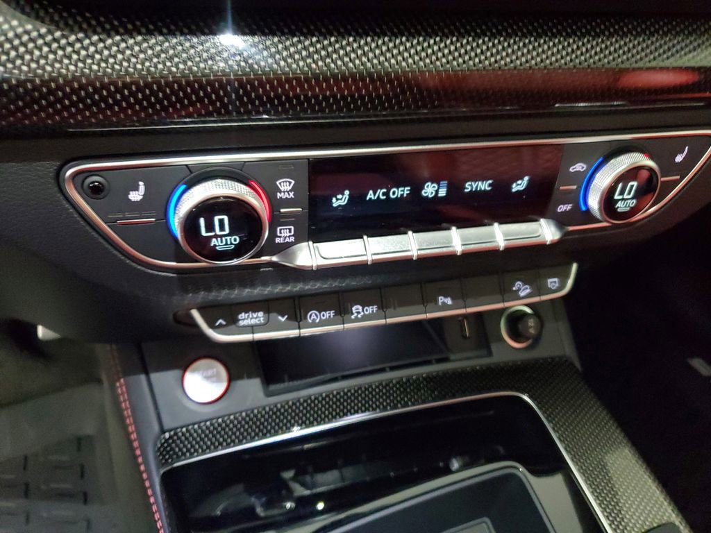 Certified 2023 Audi SQ5 Premium Plus w/ Premium Plus Package AWD/4WD image 32