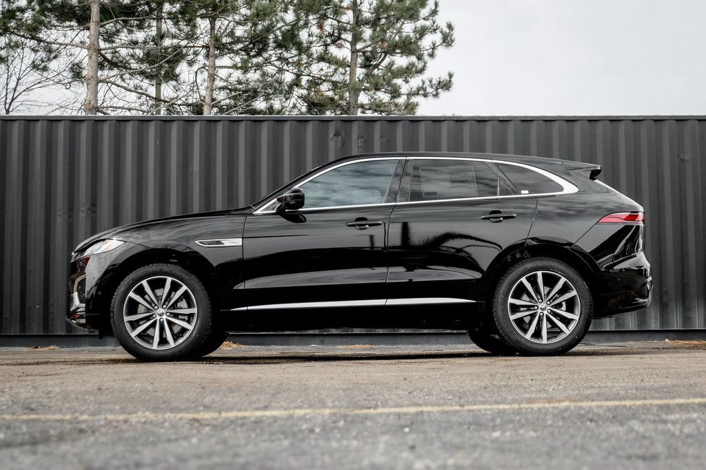 New 2026 Jaguar F-PACE R-Dynamic S AWD/4WD image 3