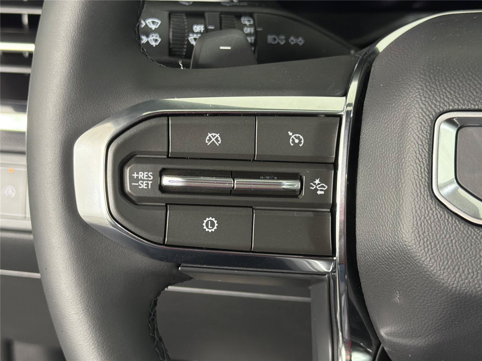 New 2026 GMC Acadia Elevation w/ Black Edition FWD image 26