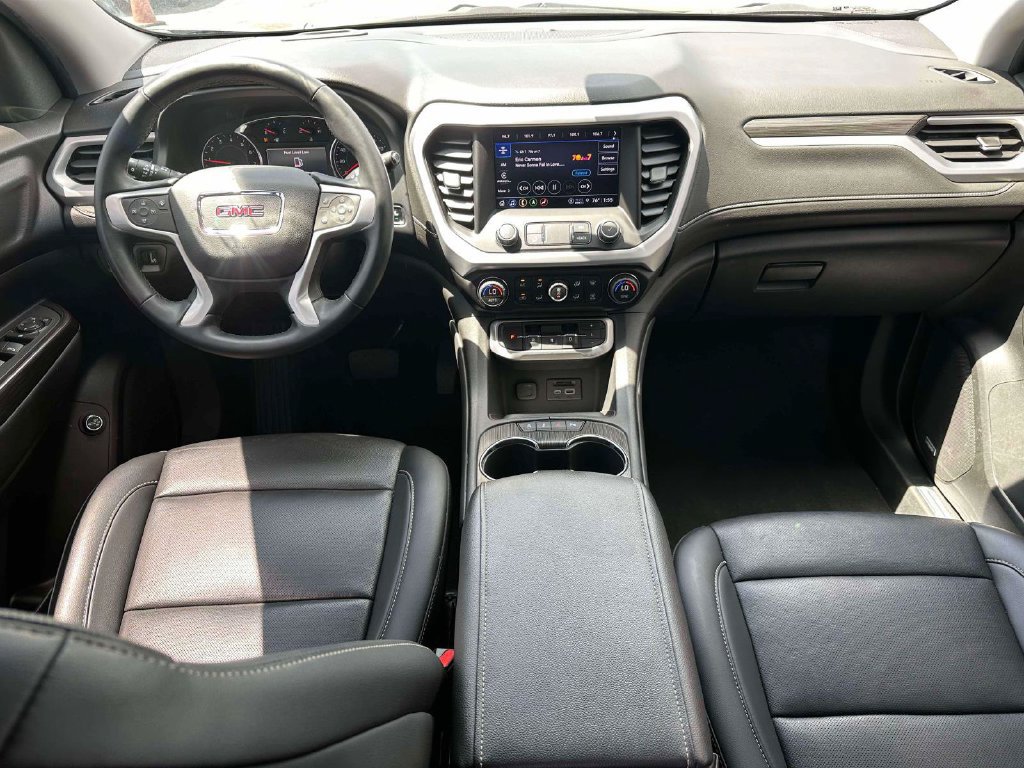 Used 2023 GMC Acadia SLT AWD/4WD image 13
