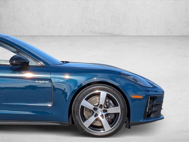 Used 2025 Porsche Panamera 4 image 11