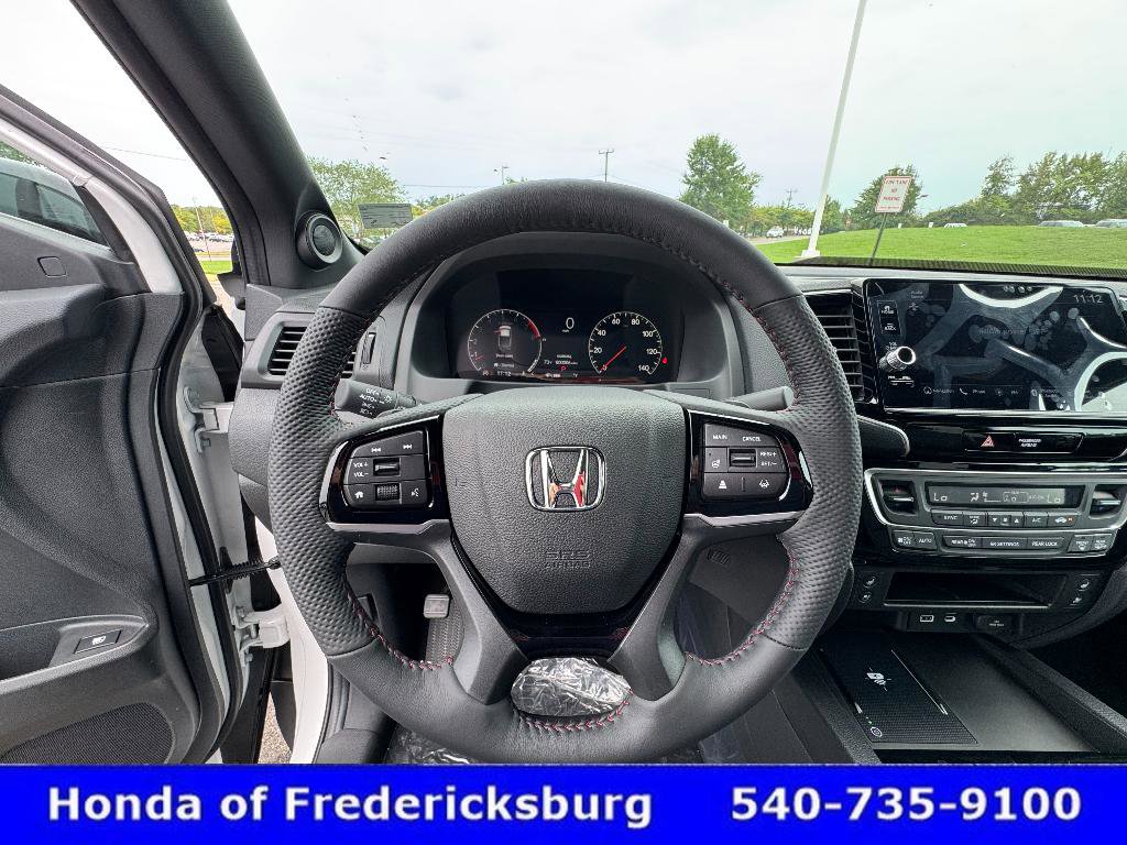 Used 2026 Honda Ridgeline Black Edition image 16